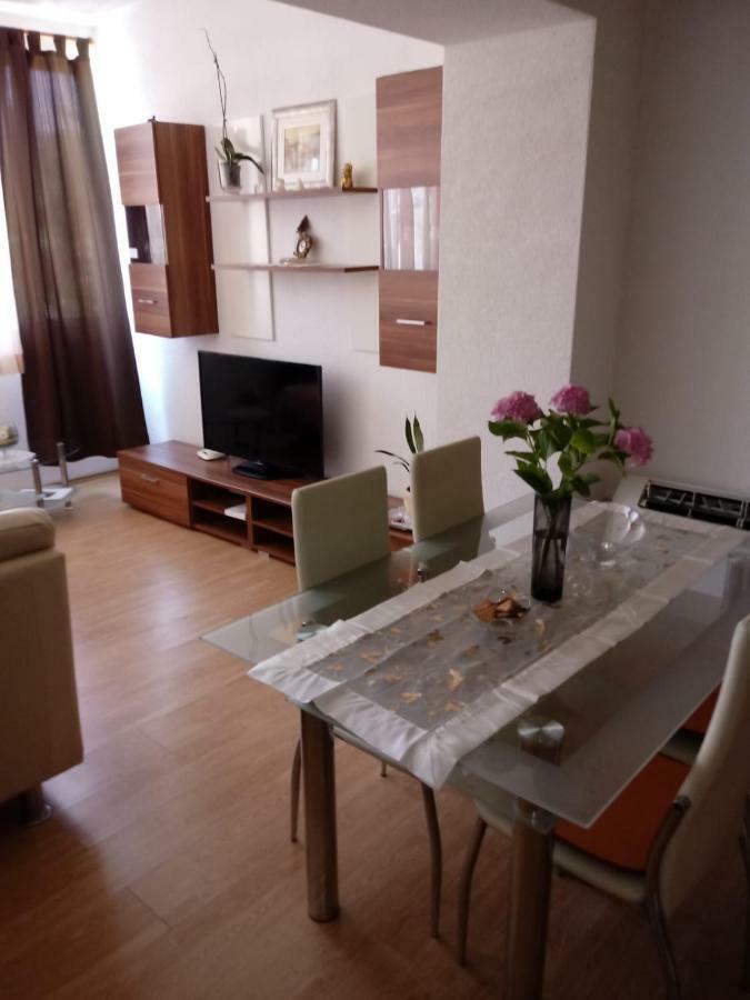 Apartments Centar - Mirjana Макарска Экстерьер фото