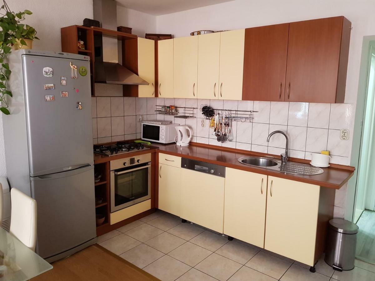 Apartments Centar - Mirjana Макарска Экстерьер фото